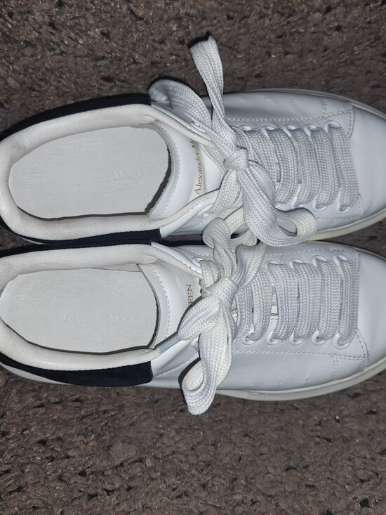 ALEXANDER MCQUEEN-Oversize White Leather/Black Suede Sneakers-Sz 39-Excellent - Picture 7 of 11